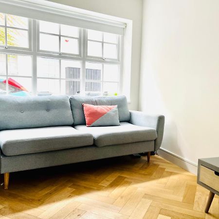 Stylish 1 Bedroom Designer Apartment London Exterior photo